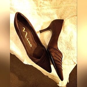 Womens shoes
